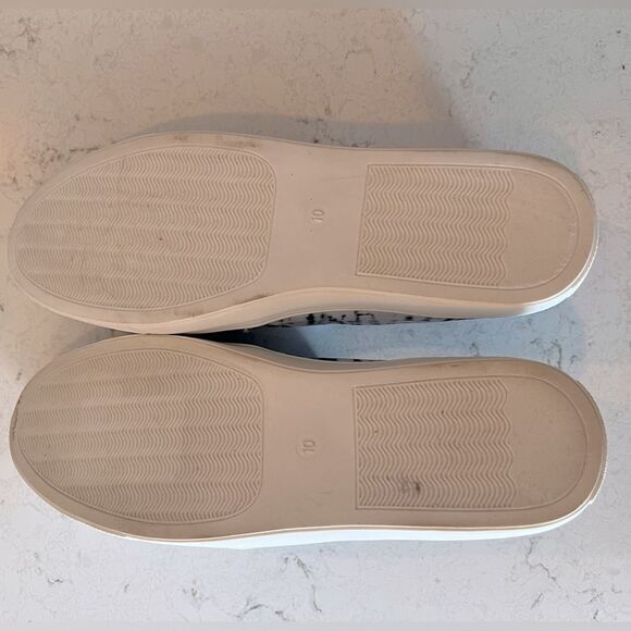 Blue and white tie dye print slip on sneakers - Picture 4 of 7